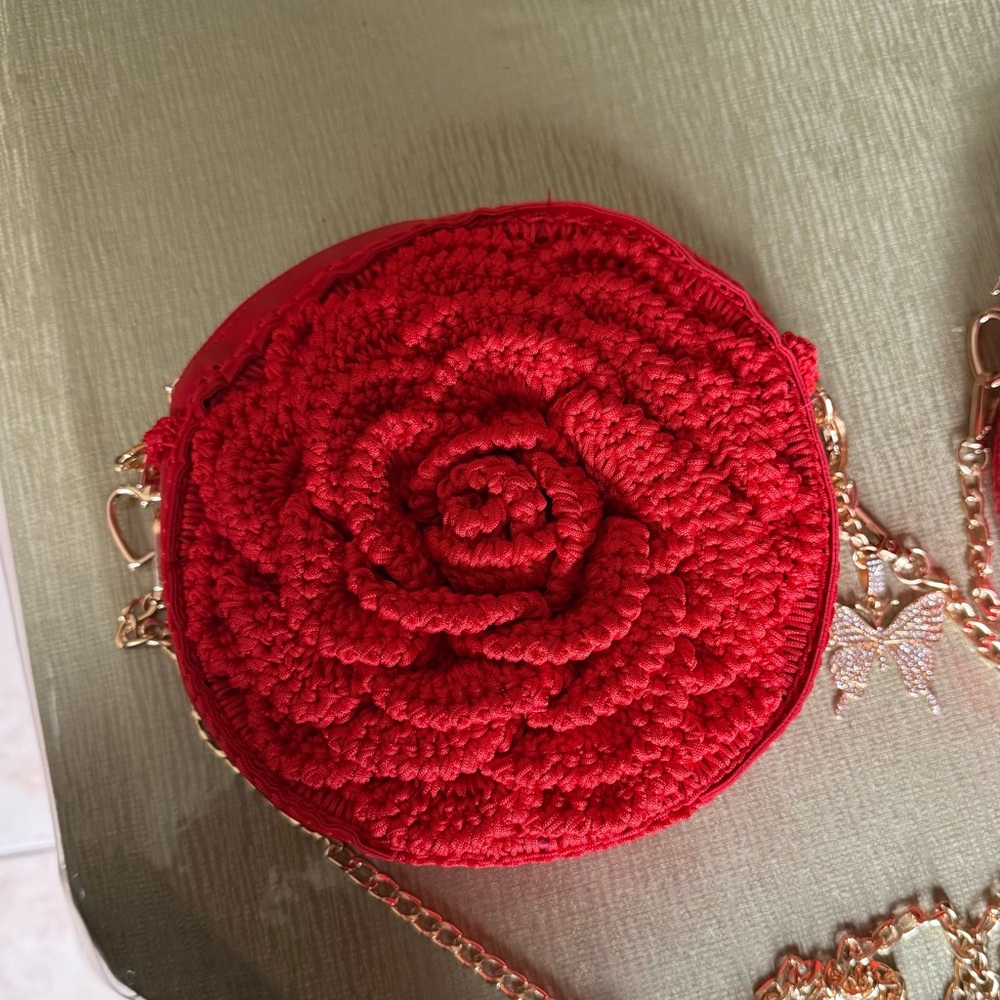 Red Crochet Floral Crossbody Bag - Unbranded - Picture 2 of 5